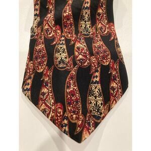 The Metropolitan Museum of Art Tie 100% Silk Paisley Neck Tie Black Red Tan